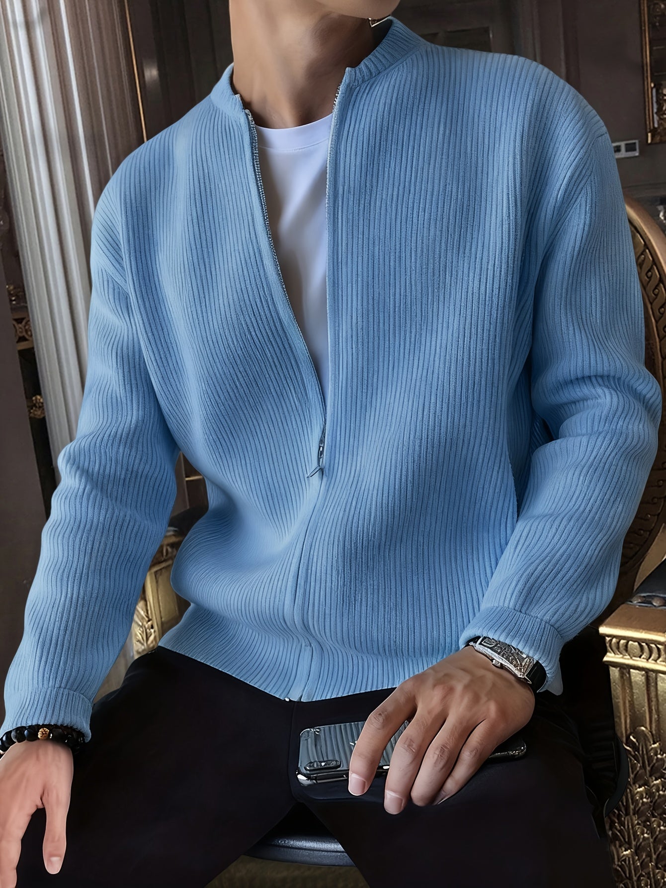 Cas | Pull zippé